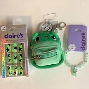 Claire’s Green Frog Mini Backpack Keychain, Nails Set & Bracelet. New With Tags.